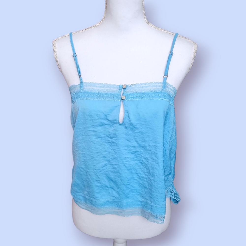 Abercrombie & Fitch Sky Blue Sleeveless Cropped Lace  Camisole Spaghetti Straps